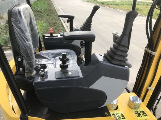 3000mm Digging Depth Mini Excavator Machine With Widely Turning / One FM25